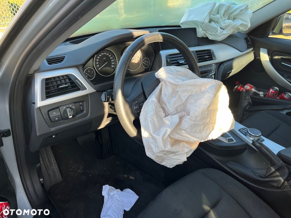 BMW Seria 3 330e iPerformance Advantage - 7