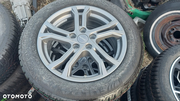 Komplet kol zimowych TOYOTA CHR 215/60r17 FULDA NOWE