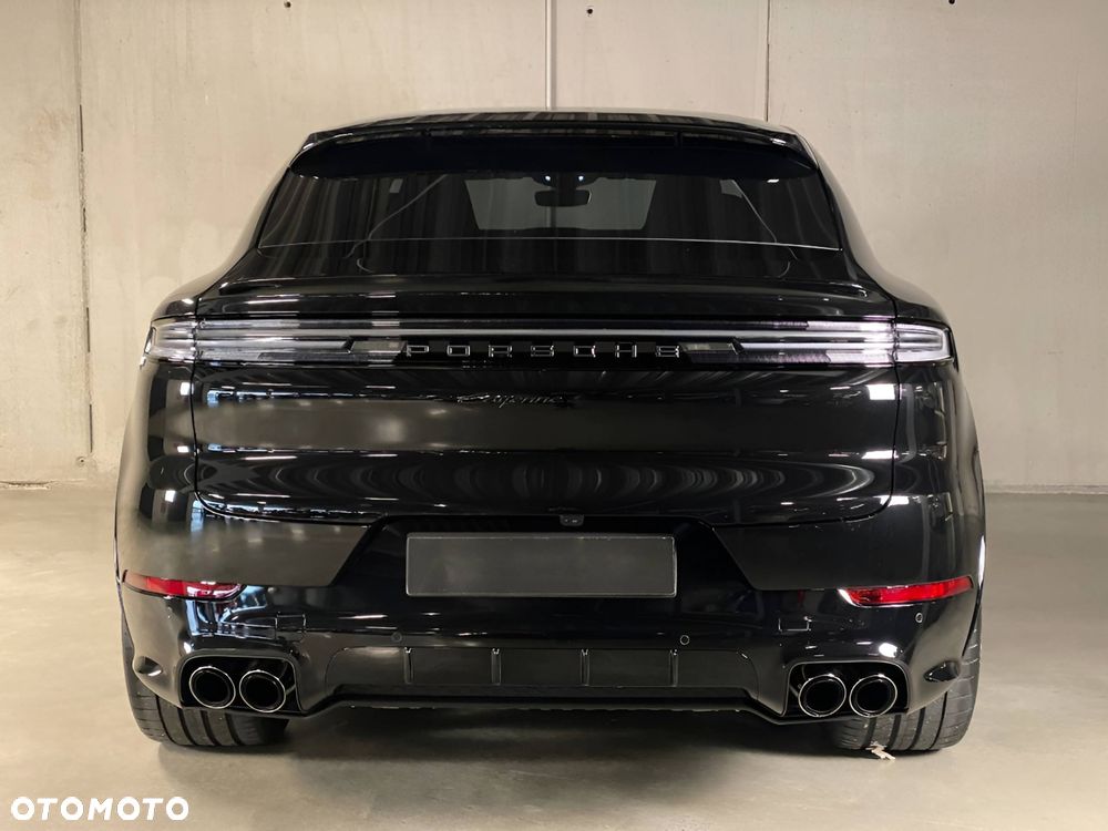 Porsche Cayenne Black Edition - 2