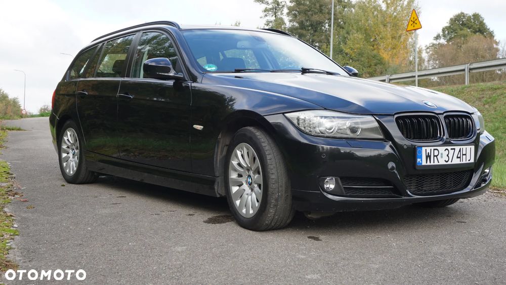 BMW Seria 3 320d xDrive - 13