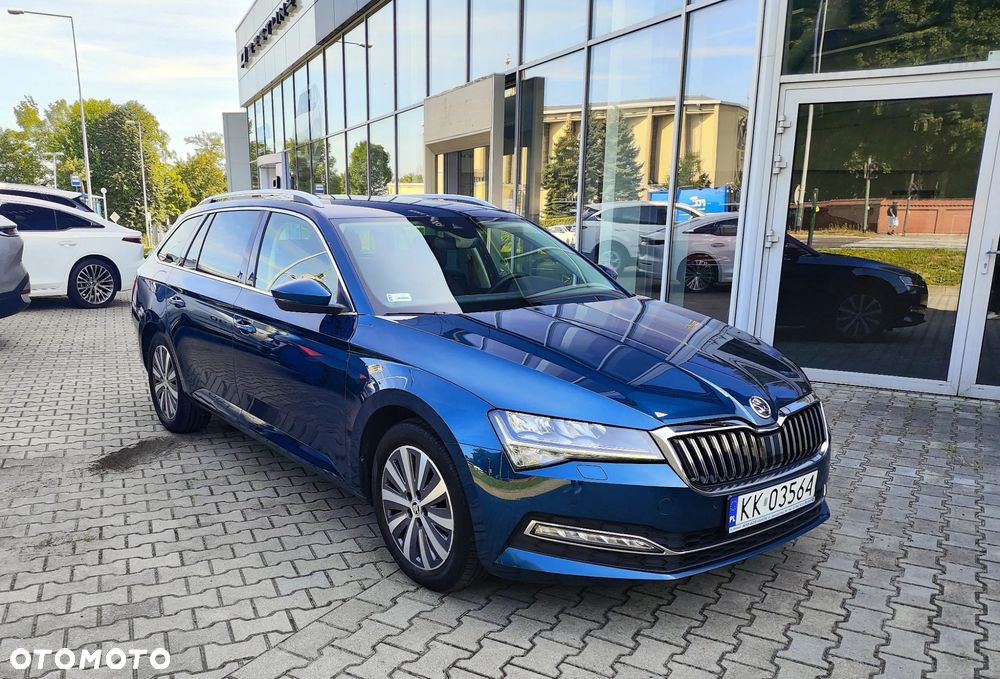 Skoda Superb 2.0 TDI SCR Style DSG - 8