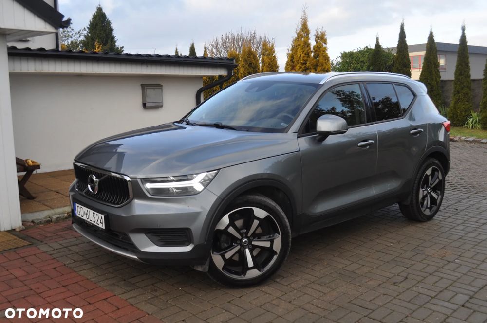 Volvo XC 40 D4 SCR AWD R-Design - 2