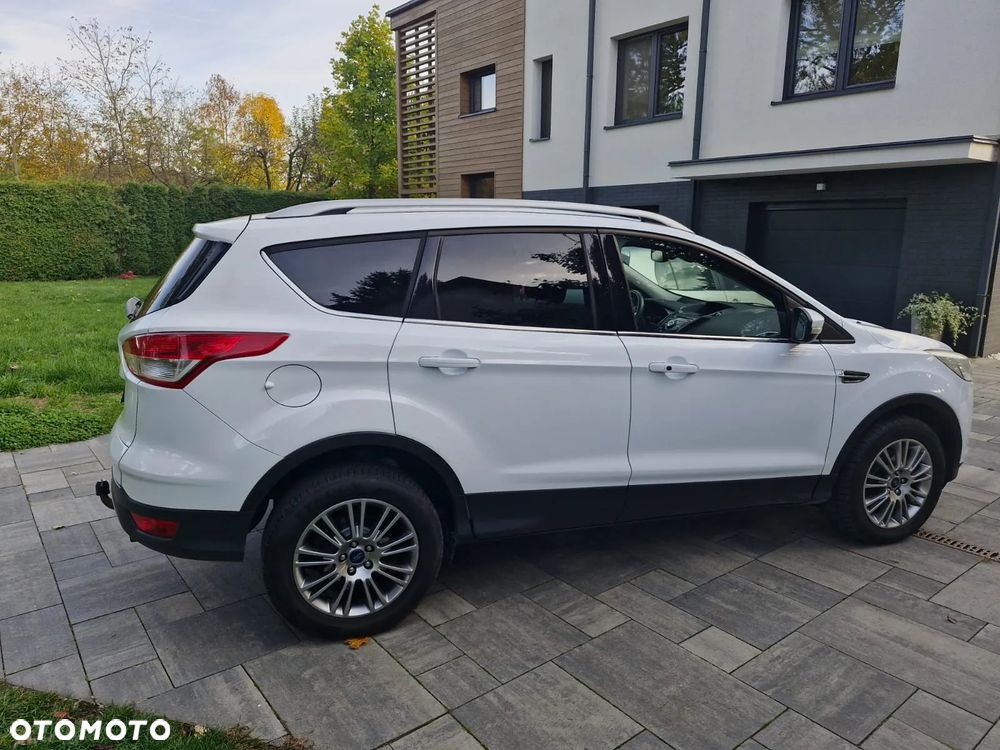 Ford Kuga 2.0 TDCi 4x4 Titanium - 17