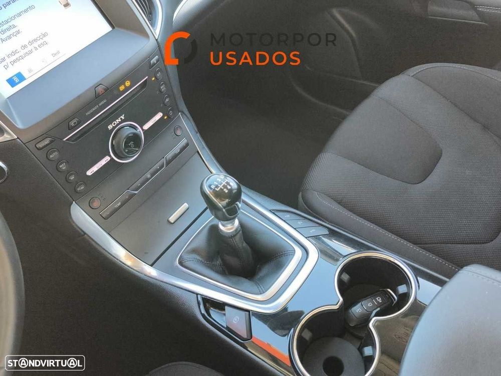 Ford S-Max 2.0 TDCi Titanium - 25