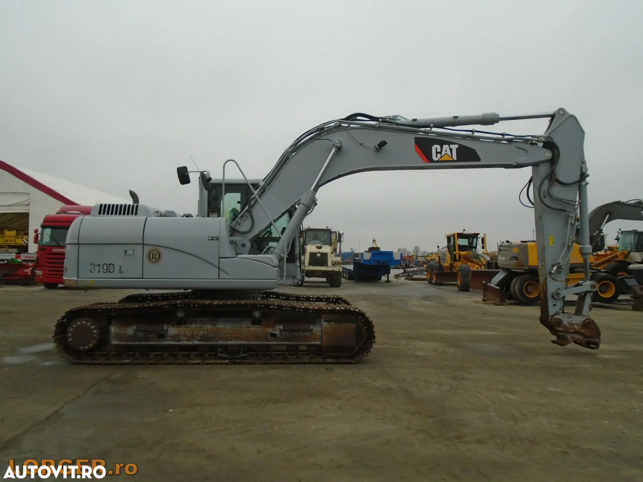 Cat 319D - 5