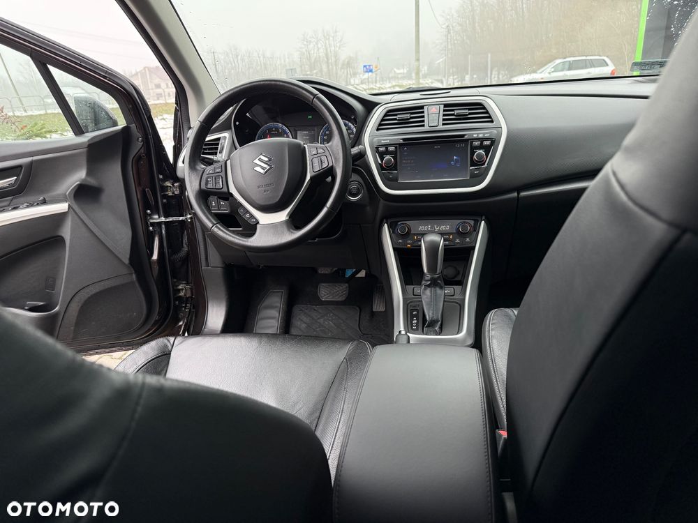 Suzuki SX4 1.6 Premium - 16
