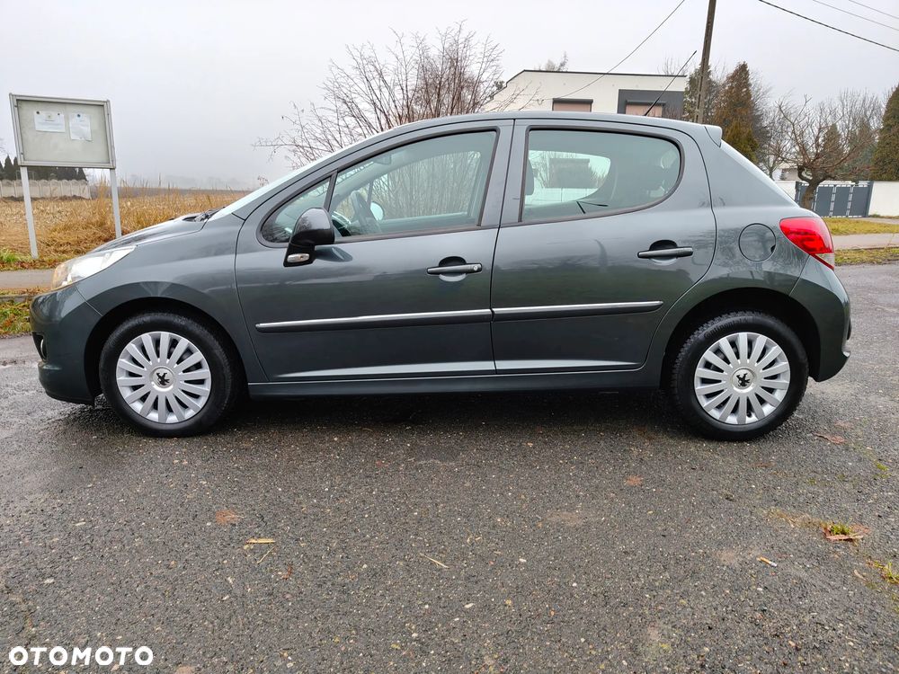 Peugeot 207 - 7