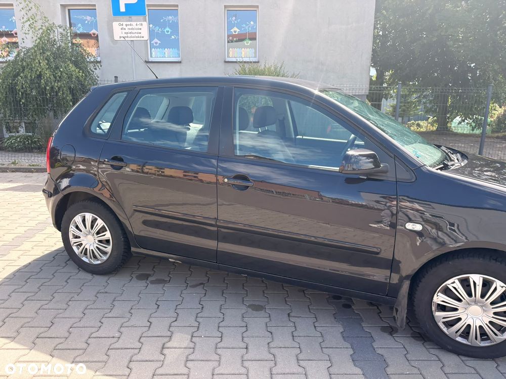 Volkswagen Polo 1.4 16V Basis - 5
