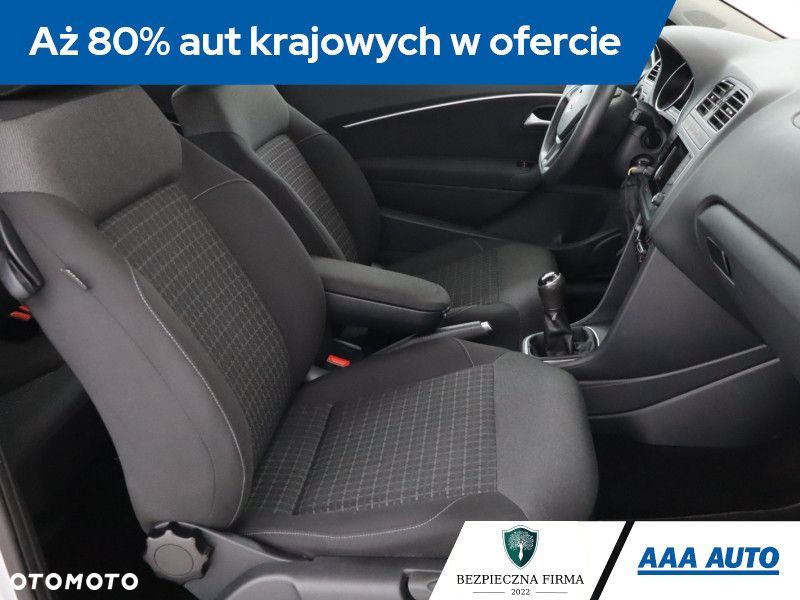 Volkswagen Polo - 11