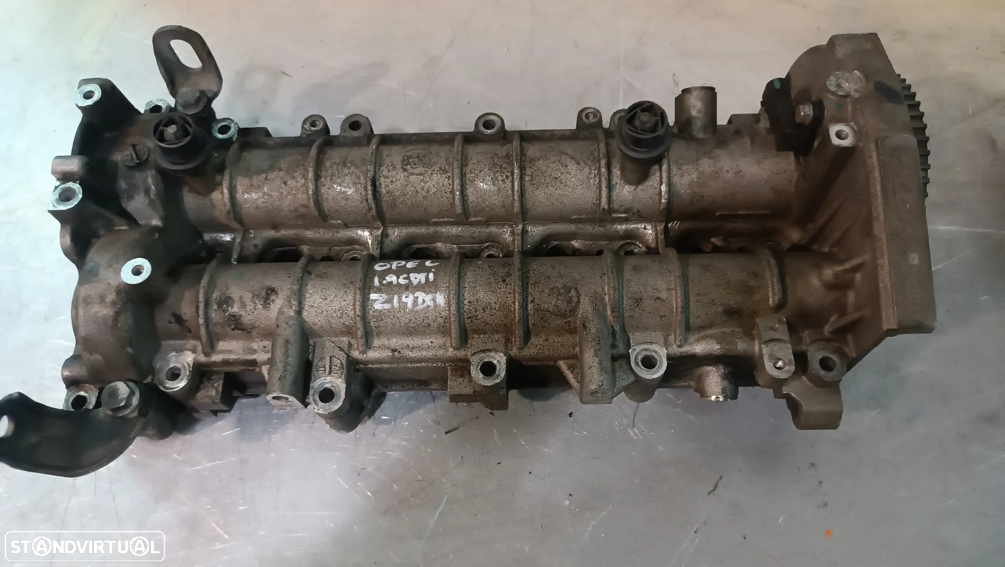 TAMPA DAS VALVULAS COM CAMES  OPEL ASTRA / VECTRA 1.9CDTI FIAT 1.9JTD 55194358 - 2