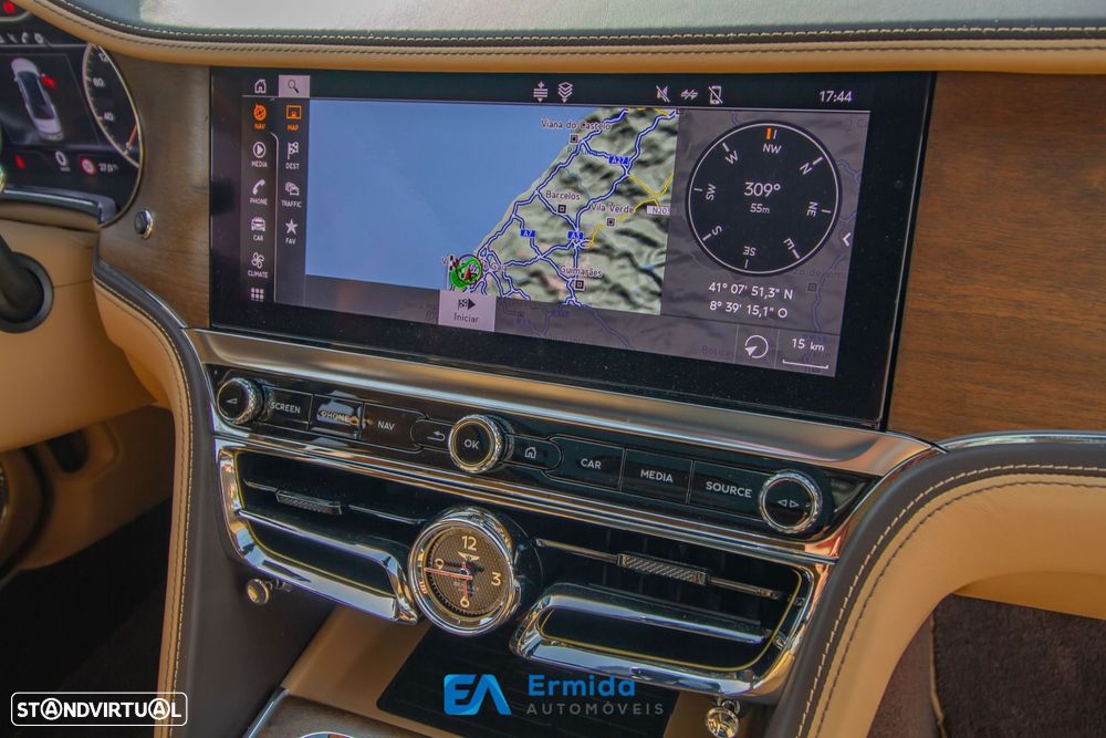 Bentley Flying Spur - 41