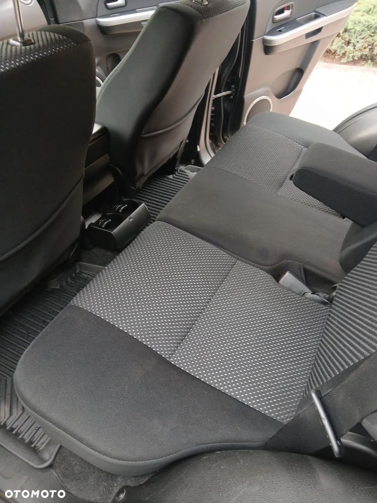 Suzuki Grand Vitara - 9