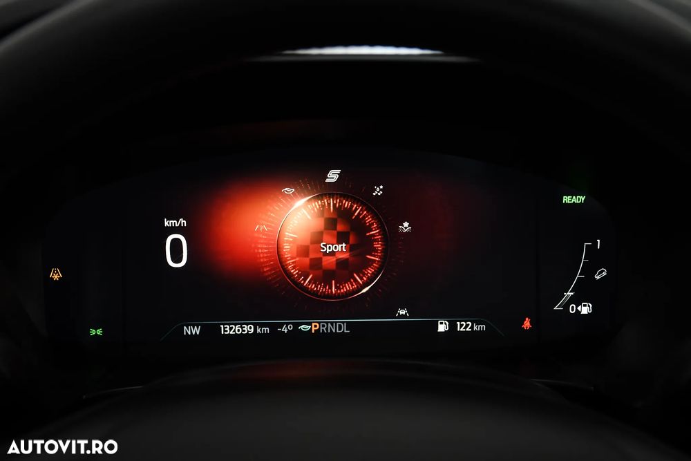 Ford Kuga 2.5 Duratec FHEV TITANIUM - 36