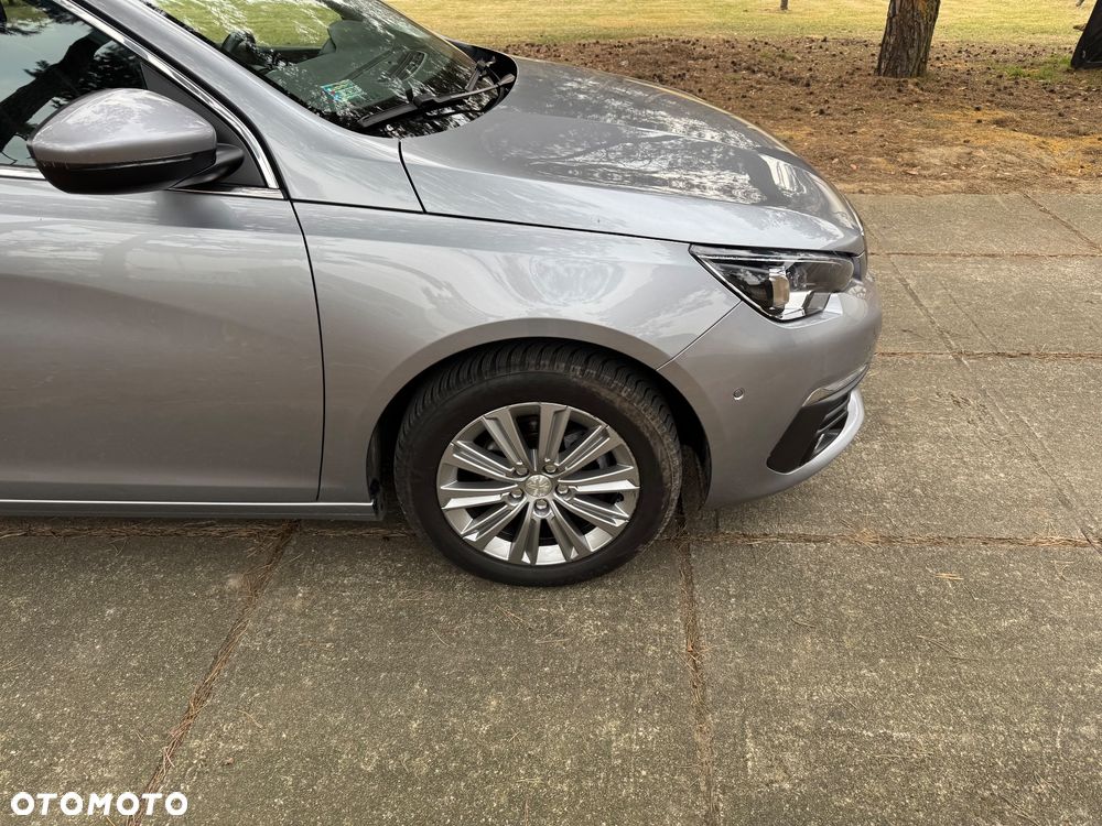 Peugeot 308 1.5 BlueHDi Allure S&S EAT8 - 6