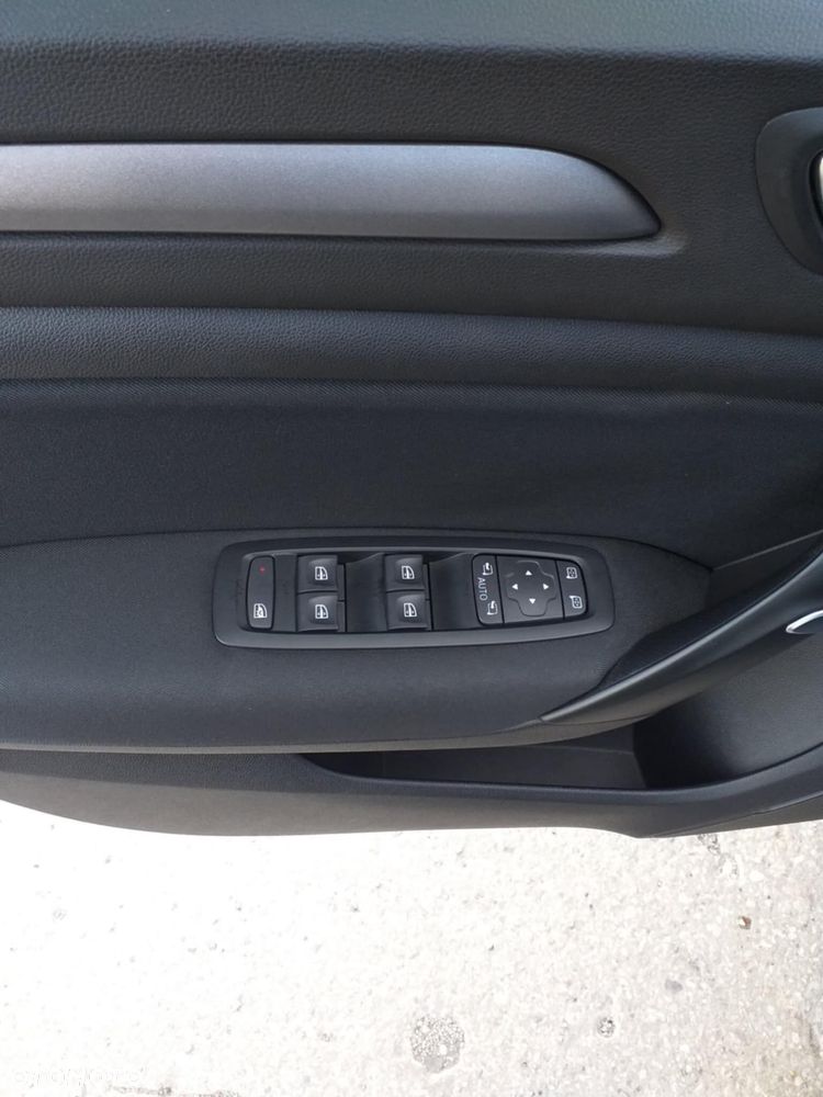 Renault Megane - 2