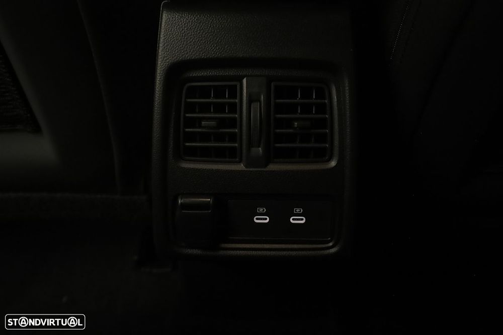 Renault Captur 1.0 TCe Techno Bi-Fuel - 24