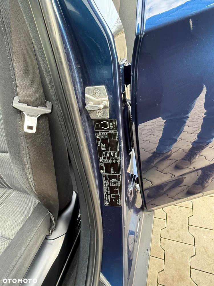 BMW X1 sDrive18i - 34