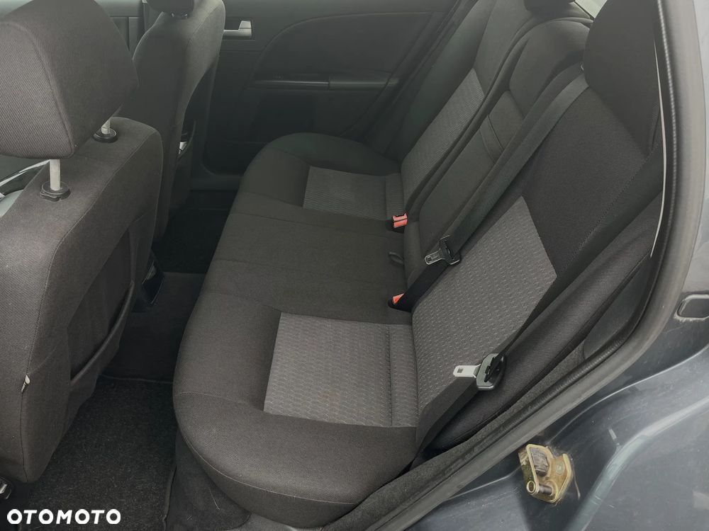 Ford Mondeo - 13