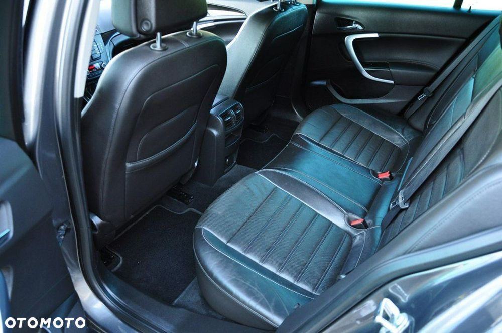 Opel Insignia - 24