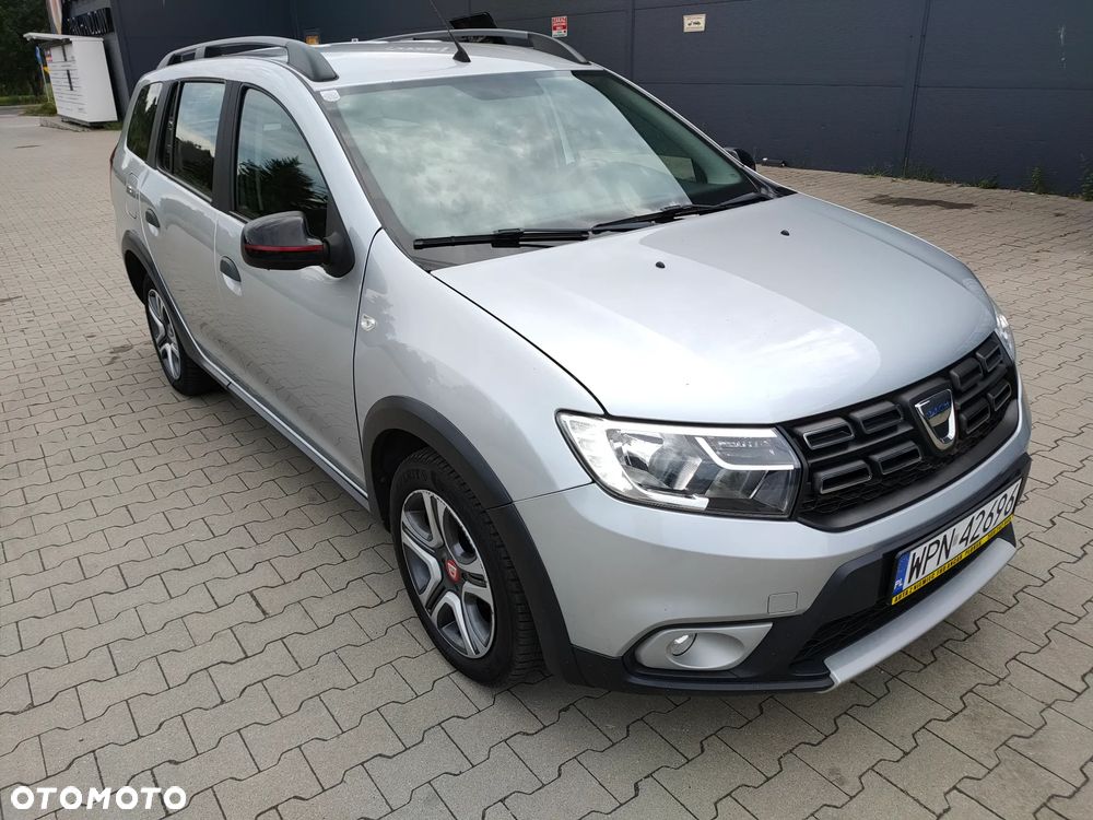 Dacia Logan TCe 90 S&S Stepway Celebration - 12