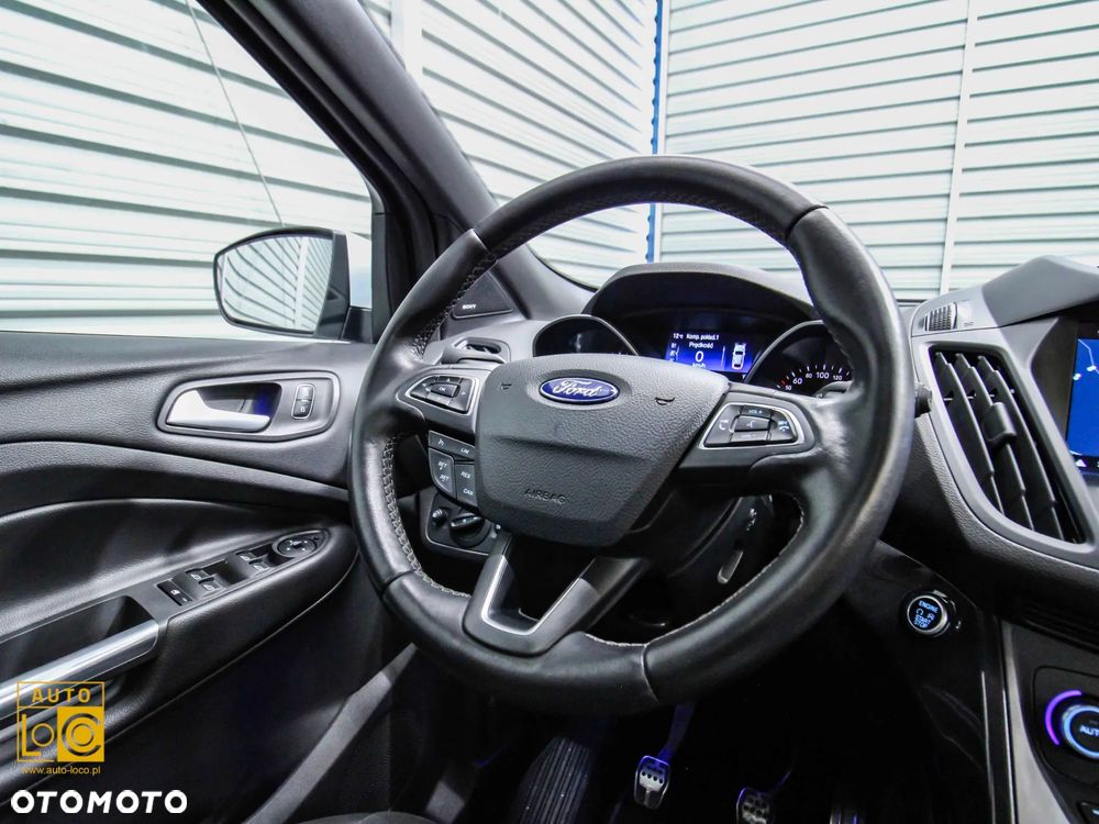 Ford Kuga 2.0 TDCi 4x4 ST-Line - 29