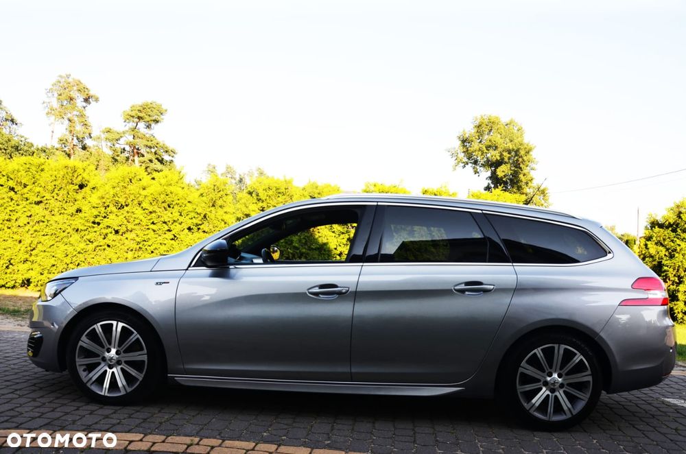 Peugeot 308 - 23