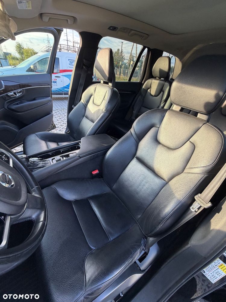 Volvo XC 90 - 27