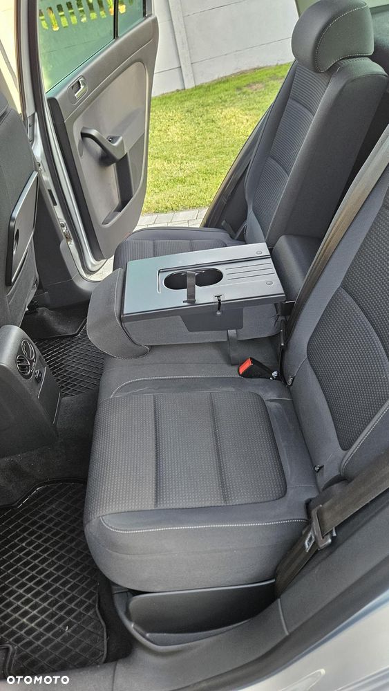 Volkswagen Golf Plus 1.6 TDI Comfortline - 17