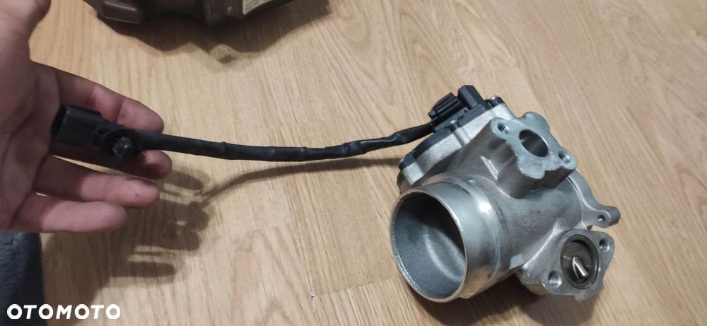 ZAWÓR EGR VDO MASTER II TRAFIC II 2.5 DCI 06- - 8