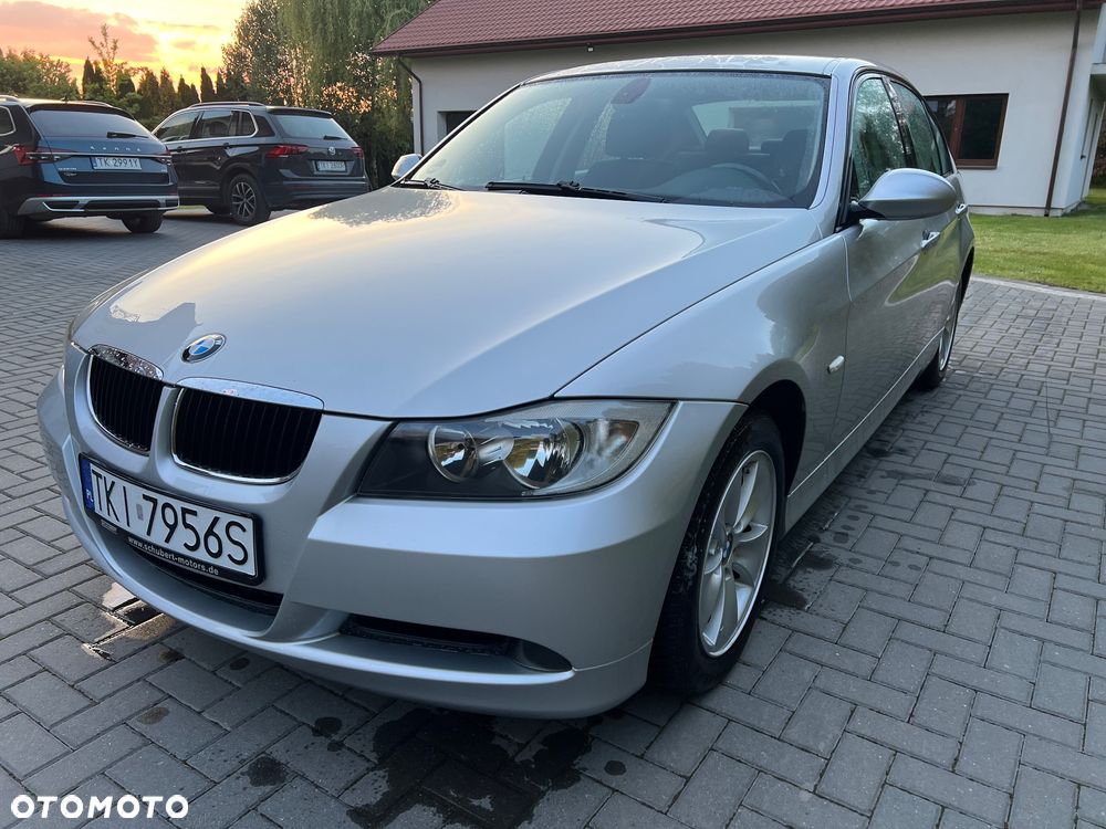 BMW Seria 3 318i