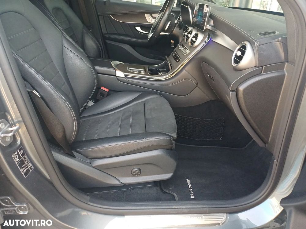 Mercedes-Benz GLC 300 d 4MATIC 9G-TRONIC AMG Line - 25