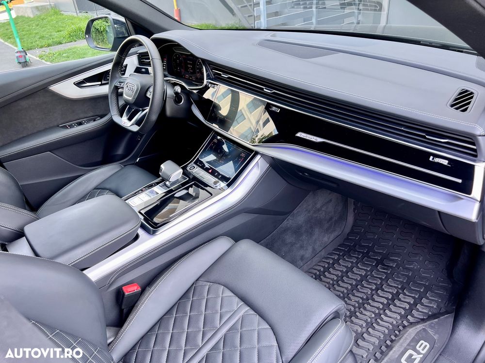 Audi Q8 - 7