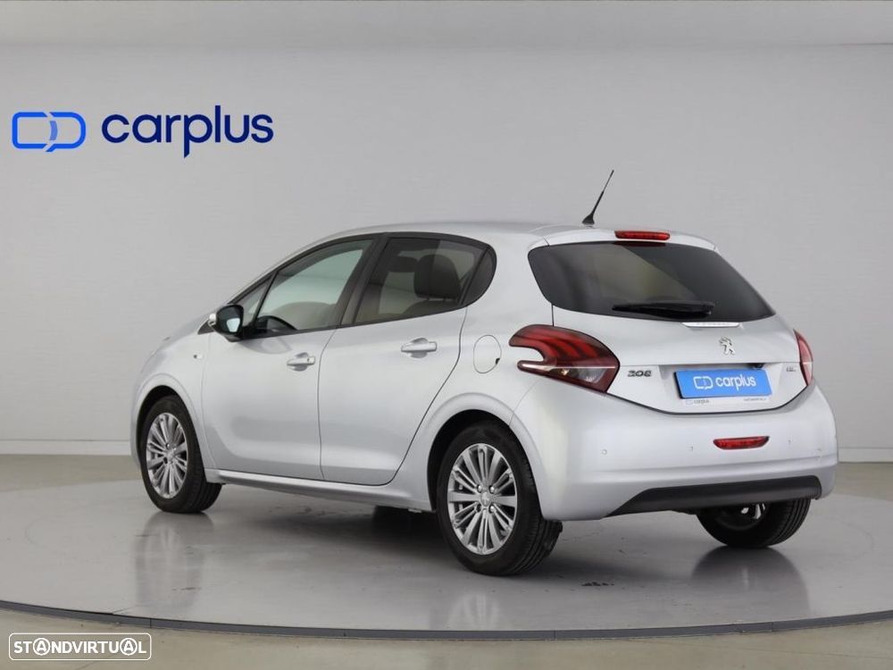 Peugeot 208 1.2 PureTech Style - 5