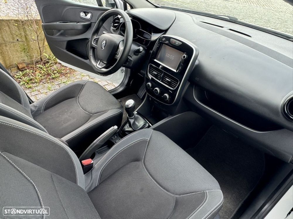 Renault Clio Sport Tourer 1.5 dCi Zen - 33