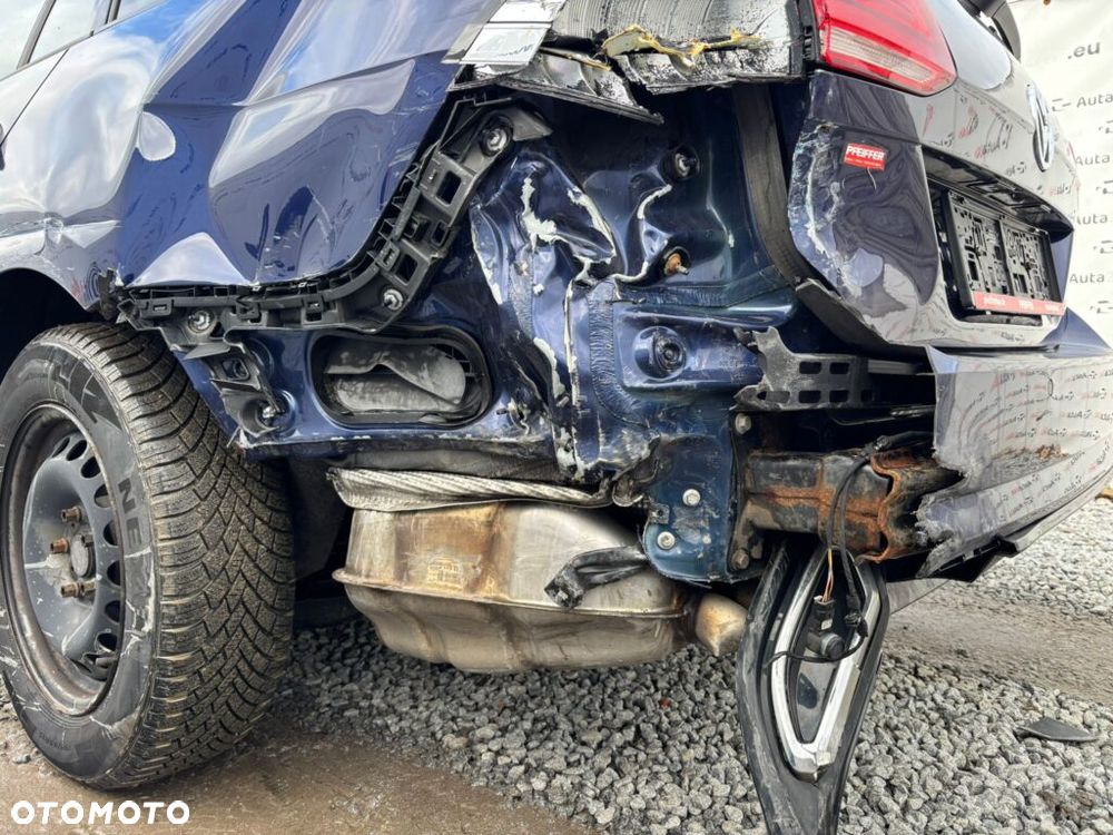 Volkswagen Golf Variant 2.0 TDI (BlueMotion Technology) DSG Comfortline - 12