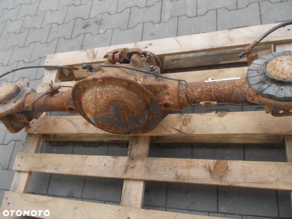 Most tył Jeep Cherokee KJ  4,10 - 6