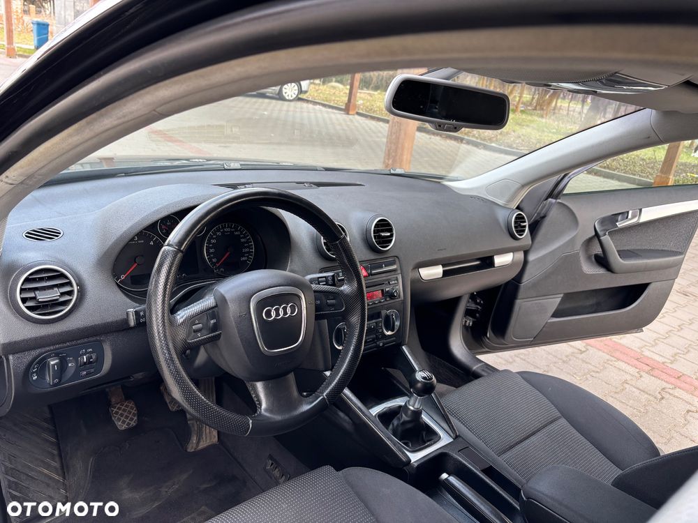 Audi A3 Sportback 2.0 TDI DPF Ambition - 18