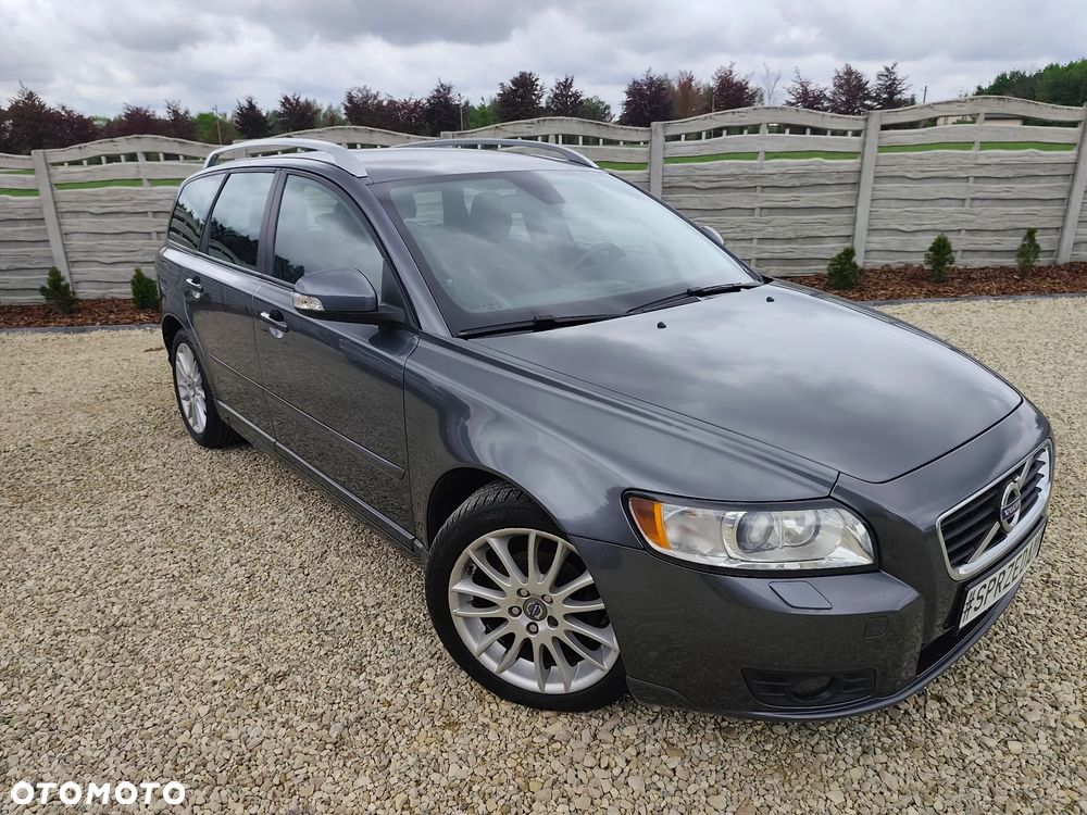 Volvo V50 DPF D2 Business Edition - 1