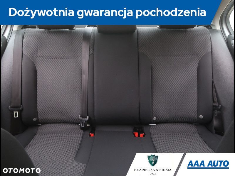 Volkswagen Jetta - 11