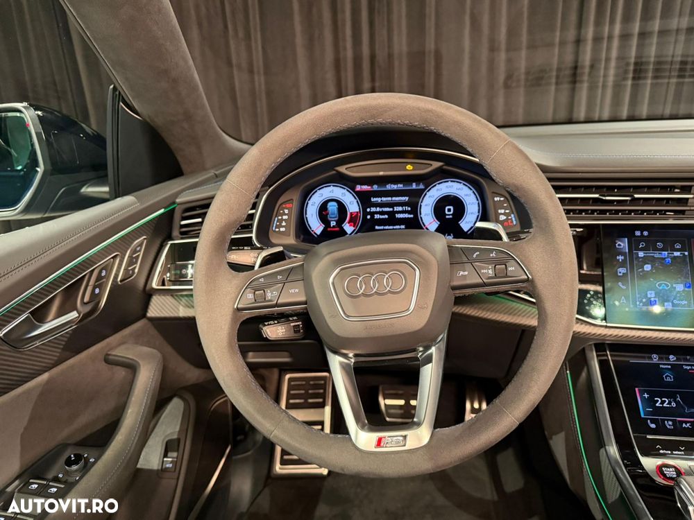 Audi RS Q8 - 26