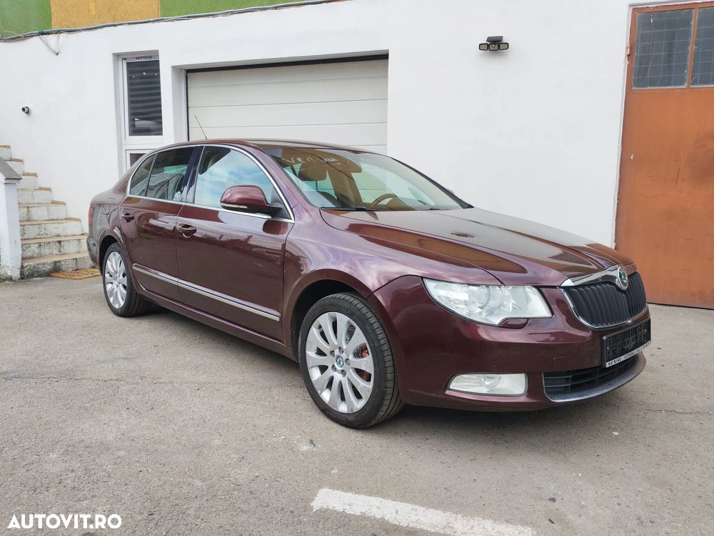 Skoda Superb 2.0 TDI Green tec Ambition - 1