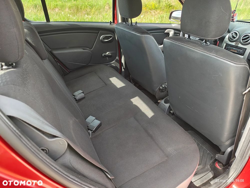 Dacia Sandero Stepway 1.6 - 11