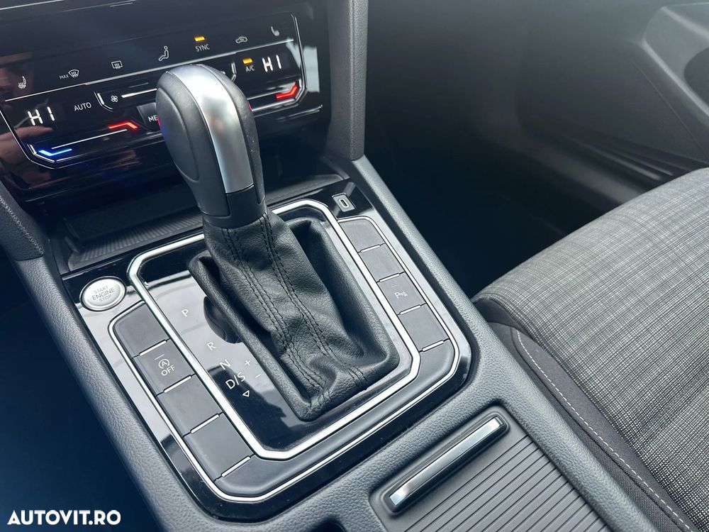 Volkswagen Passat 2.0 TDI DSG Comfortline - 20