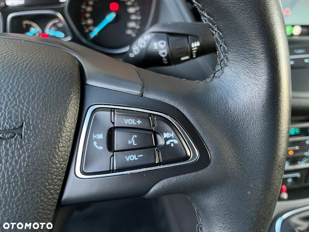 Ford Kuga 2.0 TDCi 4x4 Titanium - 24