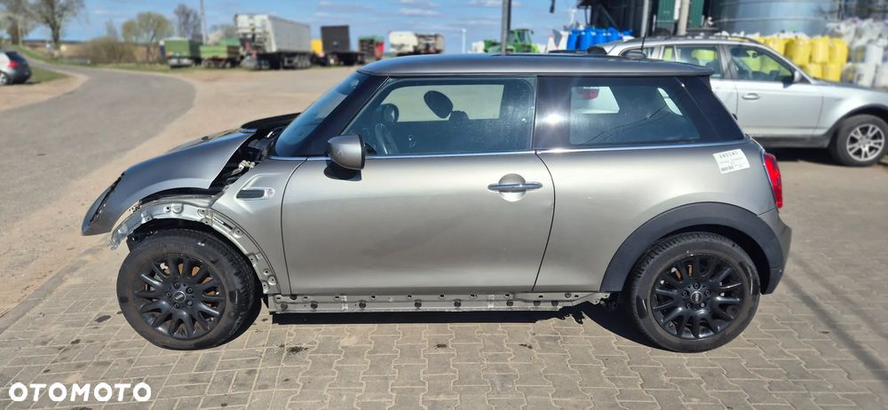 MINI ONE Standard - 8