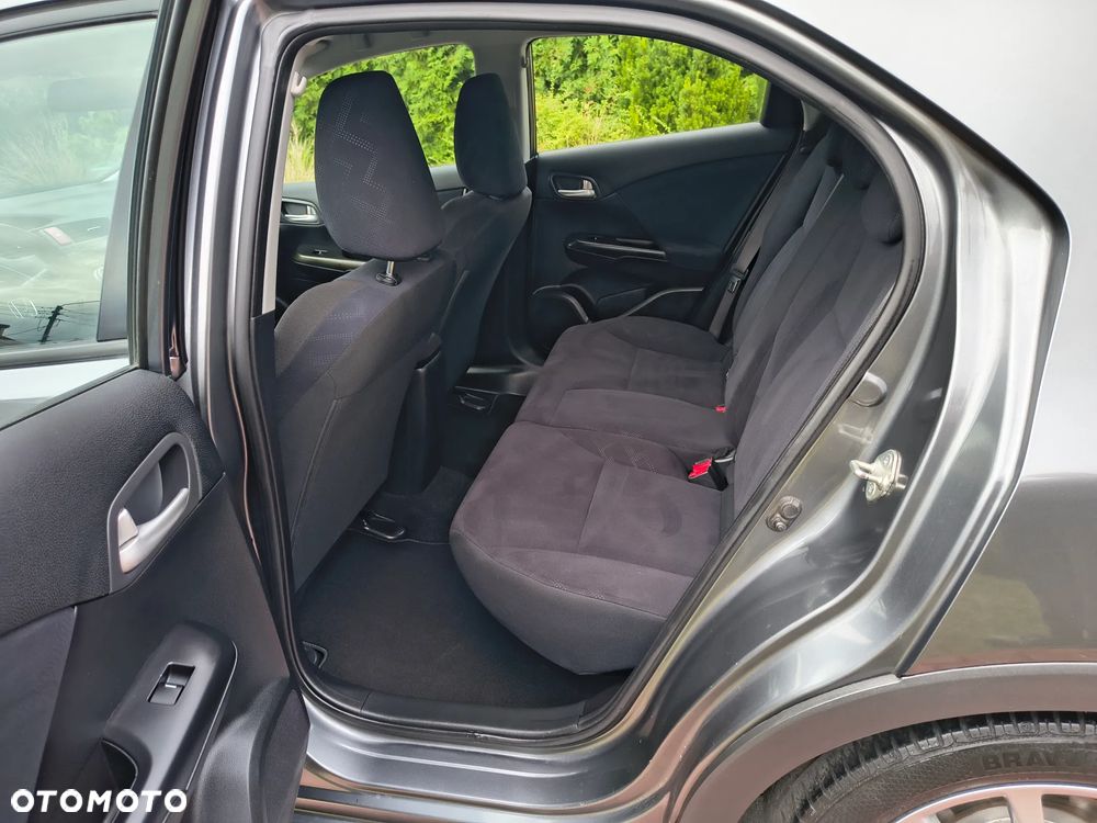 Honda Civic 1.8 i-VTEC Comfort - 13
