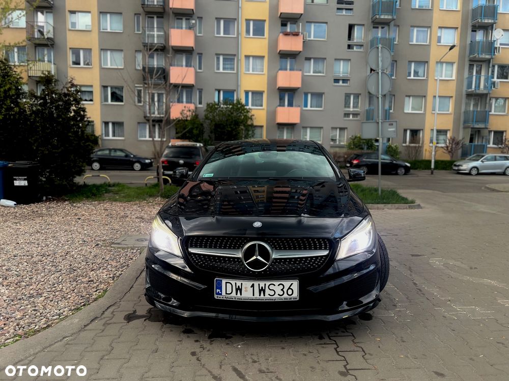 Mercedes-Benz CLA 180 7G-DCT AMG Line - 17