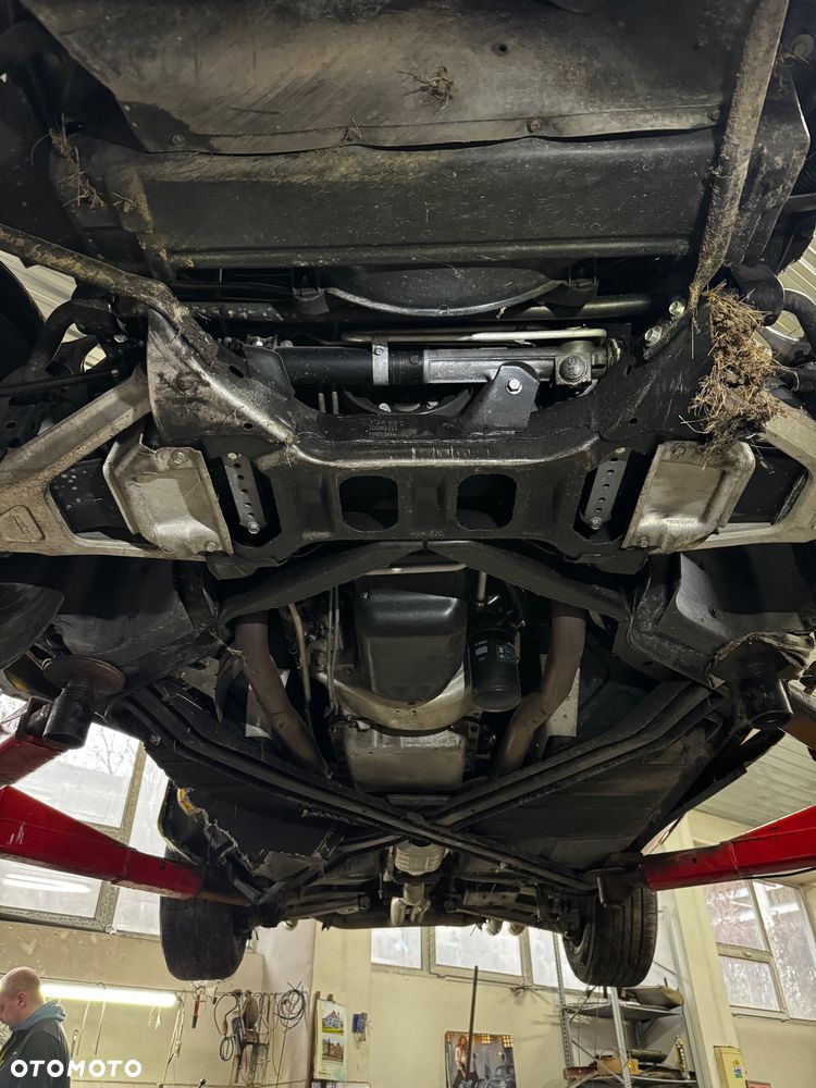 Chevrolet Corvette - 4