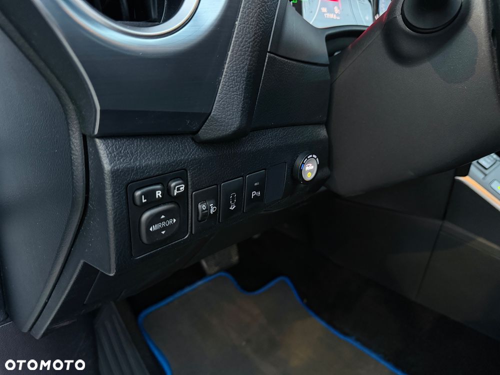 Toyota Auris 1.8 HSD Luna - 12