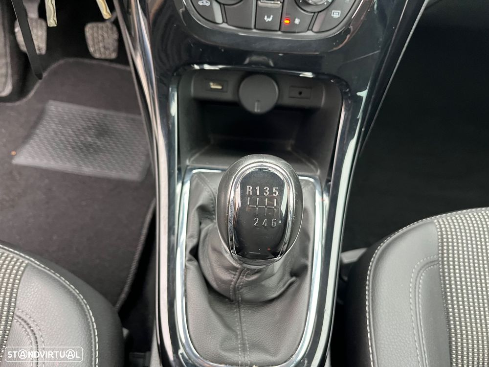 Opel Astra Sports Tourer 1.6 CDTi Excite S/S - 33